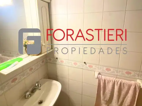 Depto Tipo Casa 5 ambientes con 2 baños