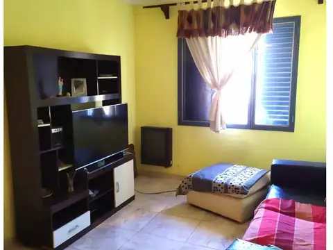 Depto Tipo Casa en Venta de 5 ambientes