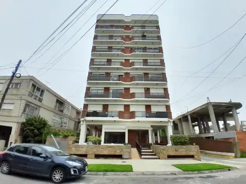 DEPARTAMENTO DOS AMBIENTES EN ALQUILER 24M CON COCHERA.