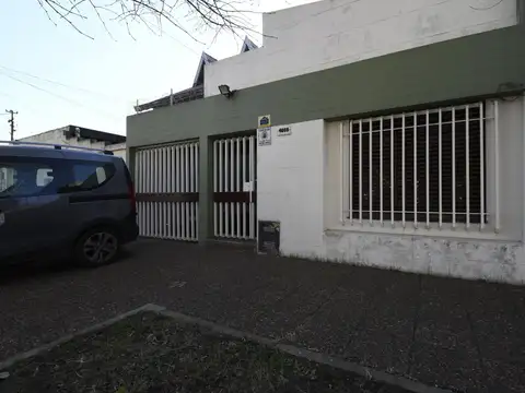 Venta Casa Villa Dominico 4 ambientes, 3 dorm, 1 baño