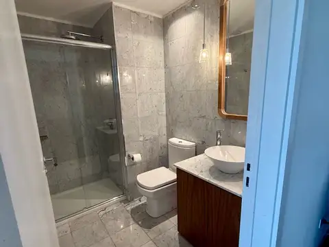 Departamento en Alquiler con 1 cocheras