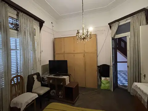 Depto Tipo Casa en Venta 60 años