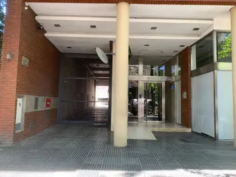 Venta cochera Palermo Holywood