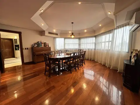 Departamento en Venta de 6 ambientes