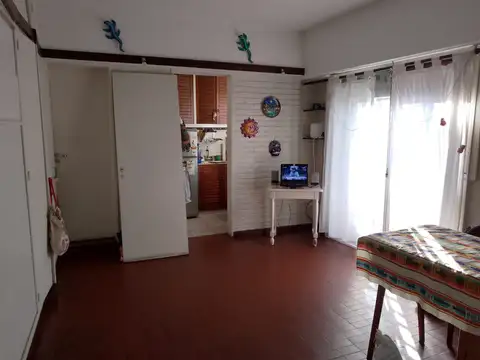 VENTA MONOAMBIENTE PATERNAL