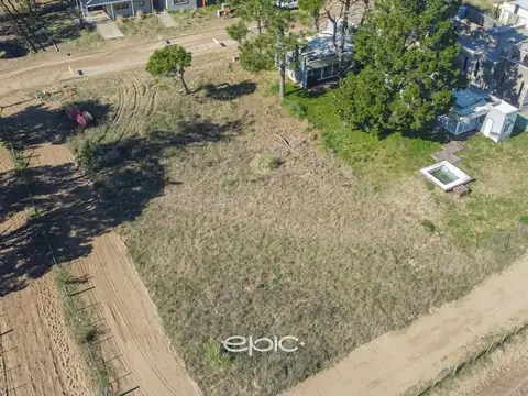 Terreno en Venta 42  mts Fondo