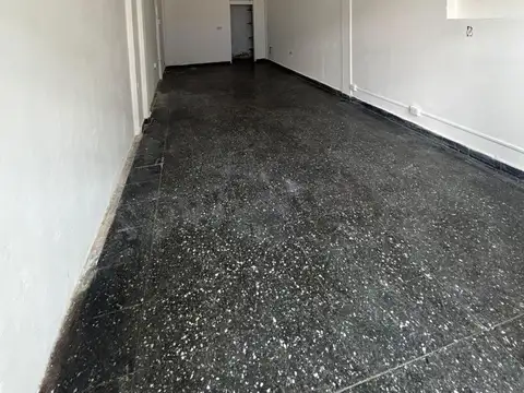 Local en Alquiler en Virreyes, $ 800.000