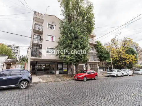Venta monoambiente con terraza y lavadero en Moron Sur