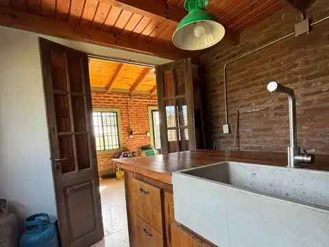 HERMOSA CASA QUINTA EN SAUCE VIEJO