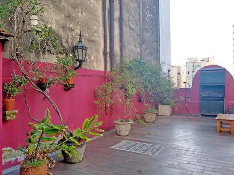 Impactante casa en Recoleta. Agüero y Mansilla