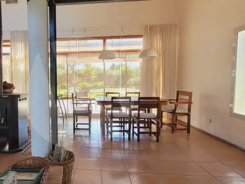 Casa en Alquiler de 2 dormitorios