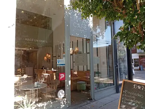 Excelente Local Gastronomico para ingresar en la zona de Villa Crespo.
