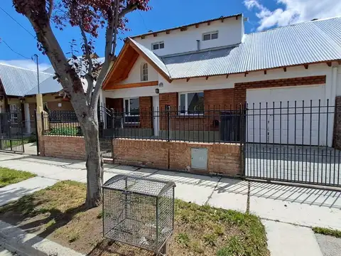 Casa - Venta - Argentina, Esquel - Pasaje Fontanarrosa 2654