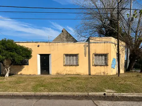 VENTA CASA 4 AMB + LOCAL SAN JOSÉ–REFACCIONAR–A.C.
