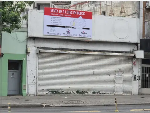 Triple Lote con Doble Frente y Salida a Dos Calles en el barrio de Villa Devoto