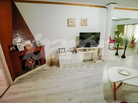 Depto Tipo Casa en Venta con 2 cocheras