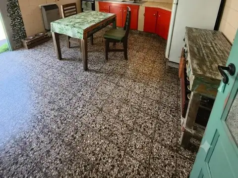 Casa en Venta con 5 cocheras