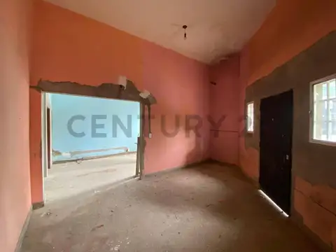 2 de mayo 3000, Piso 0