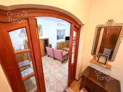 Washington 2900 , Piso 0