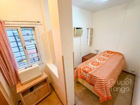 Venta Casa Villa Urquiza Ocho Ambientes Jardín Patio Parque Cocheras Parrilla Balcon Terraza At...