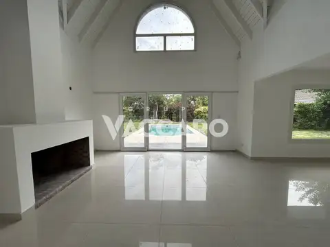 Casa en Venta en San Diego Country Club, USD 680.000