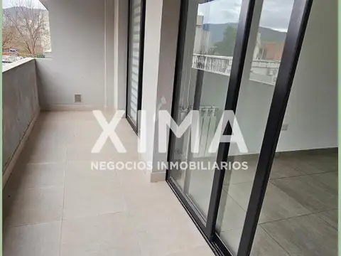 Departamento en Alquiler en Barrio 20 De Febrero, $ 850.000