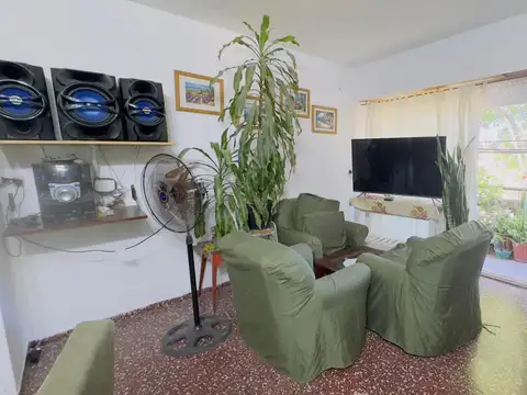 Depto Tipo Casa en Venta de 4 ambientes