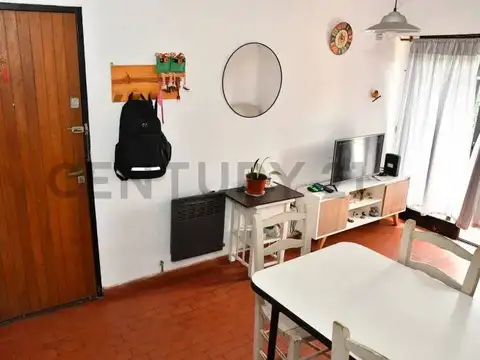 CALLE 59 Y 142 | Departamento 2 dormitorios - Los Hornos - USD 36.000