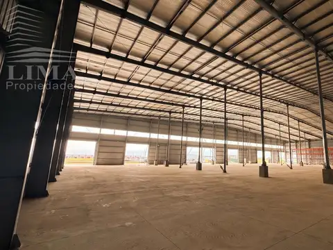 Galpon en Venta 84  mts Fondo