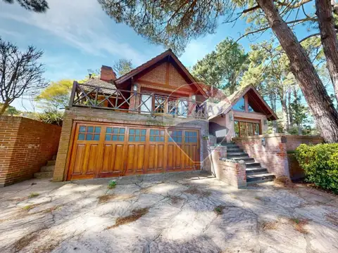 Casa 6 ambientes con 3 baños