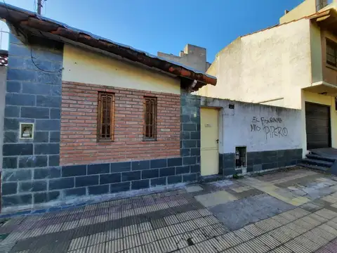 MARIANO MORENO 400