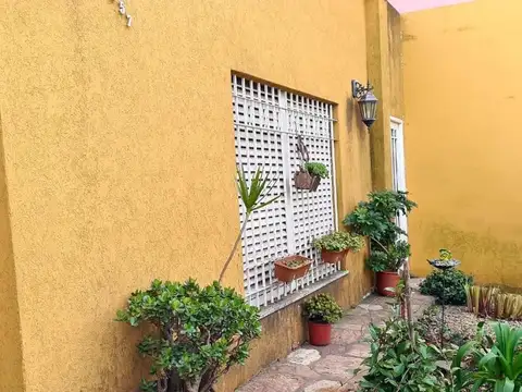 Casa en Venta en Los Hornos, USD 105.000