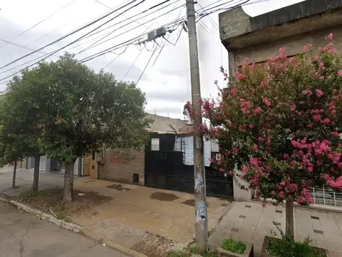 Arieta 249 , Piso P.B.