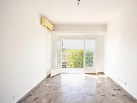 Departamento en Alquiler en Agronomia, $ 950.000