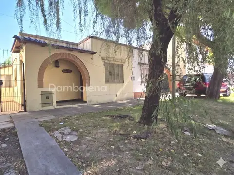 Casa  en Venta en Moreno