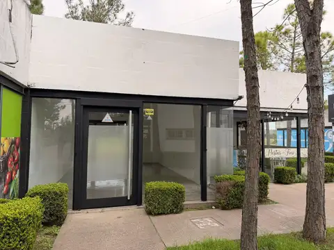 Local en Alquiler en Santo Tome, $ 650.000