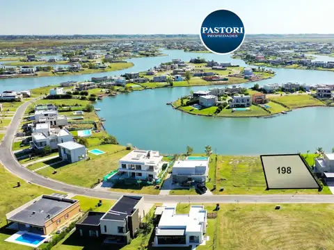 AREA 5 - LOTE 195 - A LA LAGUNA CENTRAL - 850 MTS -