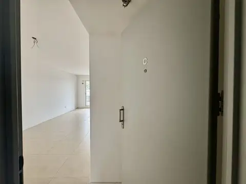 Departamento en Venta en Santos Lugares, USD 70.000