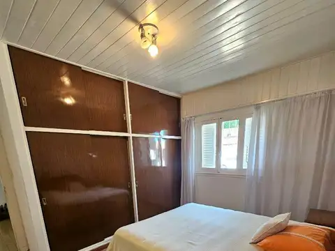 VILLA BALLESTER: CASA 3 AMB AL FRENTE CON COCHERA. CONSULTE!