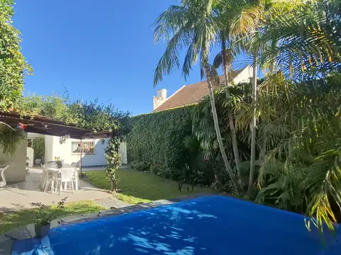 Excelente PH de 3 amb con mucho espacio verde y un jardín espectacular de más de 100m2