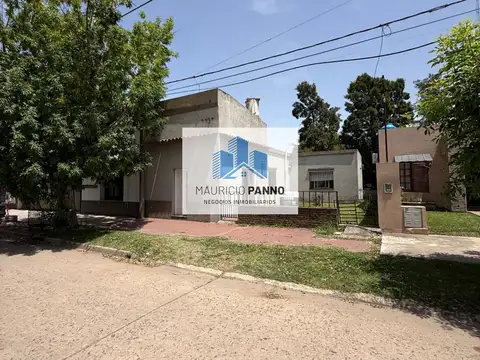 Casa en venta c/ cochera en Capitán Sarmiento
