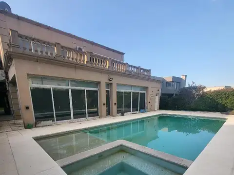 Casa en Venta de 4 dormitorios