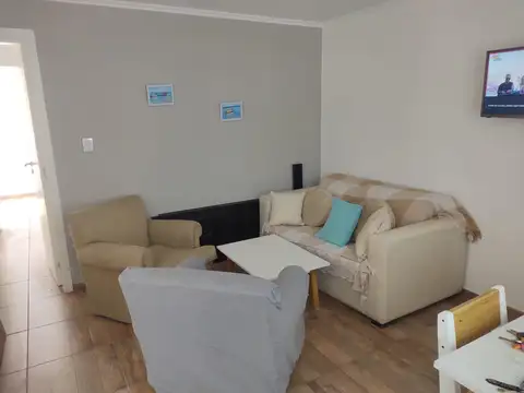 Casa 9 ambientes con 3 baños