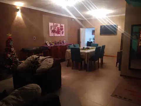 Casa en Venta en José Mármol, USD 155.000