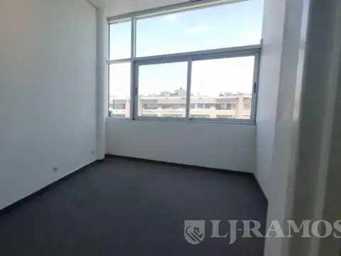 Oficina 3 ambientes con 1 baño