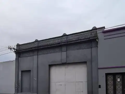 Galpón de 200 m2 Centrico