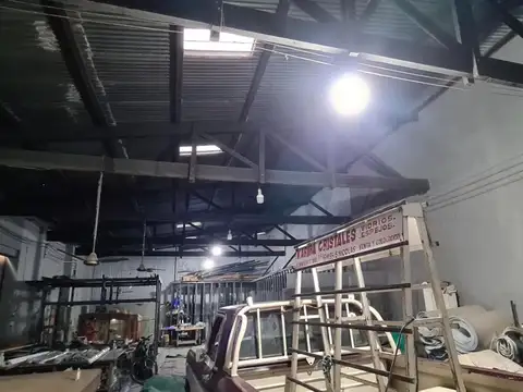Galpon en Venta en San Nicolás de los Arroyos, USD 130.000