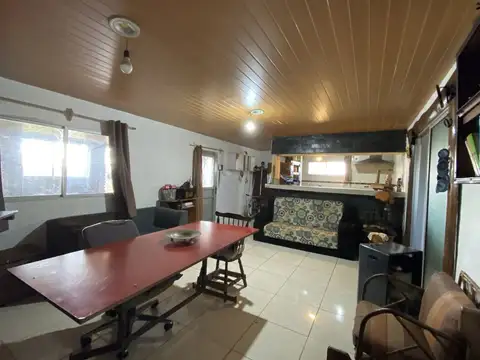 Venta Chacra Casa  Los Cerrillos 1.5 HA con Renta