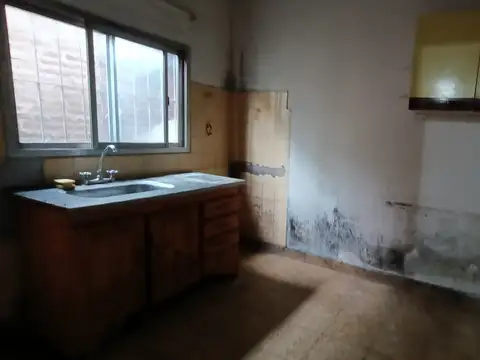 Casa en Alquiler en Hurlingham, $ 800.000