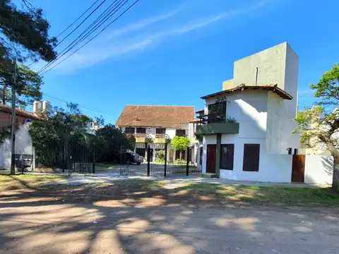 Venta de triplex en San Bernardo